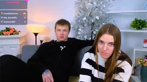 Snapshot of ollistiw chatting on 12.18.25 Olli and Stiw online show from 12.18.25