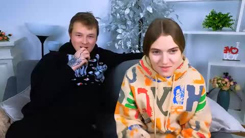 Snapshot of ollistiw chatting on 12.21.25 Olli and Stiw online show from 12.21.25