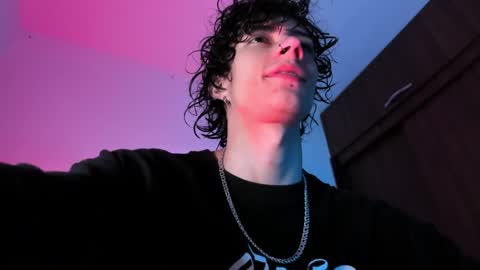     online show from 01.02.25