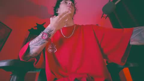 Snapshot of olliver___y chatting on 07.06.26 online show from 07.06.26