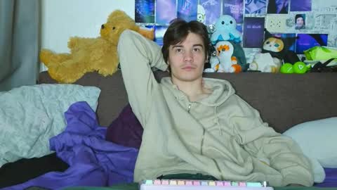 Tony online show from 11.04.25