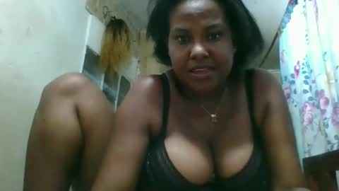 olyvienne90 online show from 11.27.25