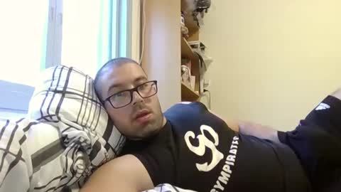 Snapshot of omri775ihoh chatting on 12.23.24 omri775ihoh online show from 12.23.24