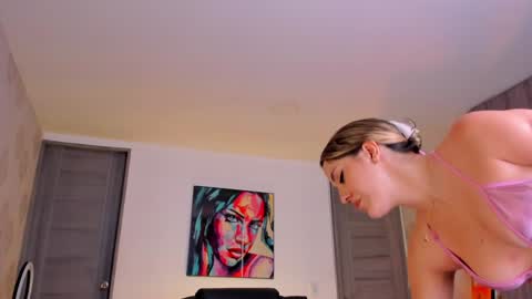 Snapshot of omstudio1994 chatting on 12.05.24 Martina Ricci online show from 12.05.24