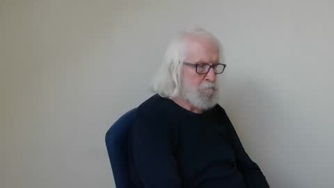 Somewhere over the rainbow online show from 01.05.25