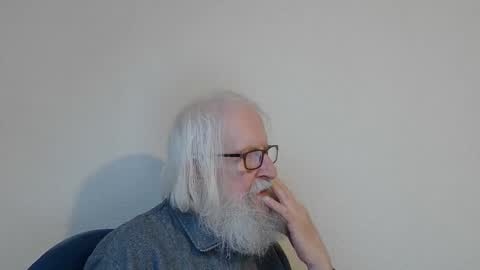 Somewhere over the rainbow online show from 12.17.25