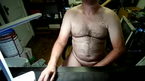 Snapshot of ondaground chatting on 10.06.25 ondaground online show from 10.06.25