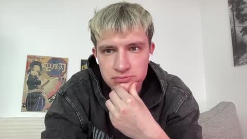 Snapshot of one_punch_cum chatting on 03.08.25 couple Lu sexy chick in middle and Jimmyblonde our friend Brianglasses online show from 03.08.25