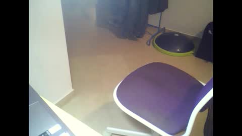 Snapshot of oneeedge chatting on 12.21.25 Edge online show from 12.21.25