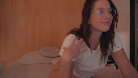 Ariel online show from 12.11.24