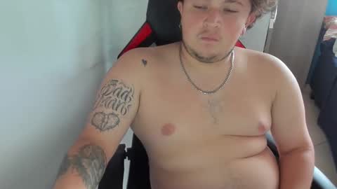 Andres INDEPENDENT MODEL online show from 10.26.25