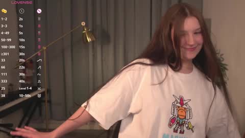 Snapshot of oniif chatting on 12.23.24 Kassie online show from 12.23.24