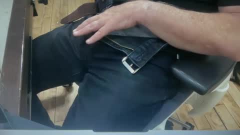 onlocationnyc online show from 10.01.25