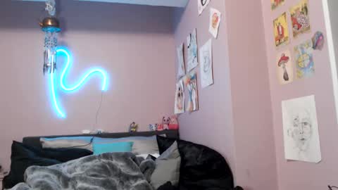 Snapshot of only1jtreasure chatting on 12.03.24 Only1JTreasure online show from 12.03.24