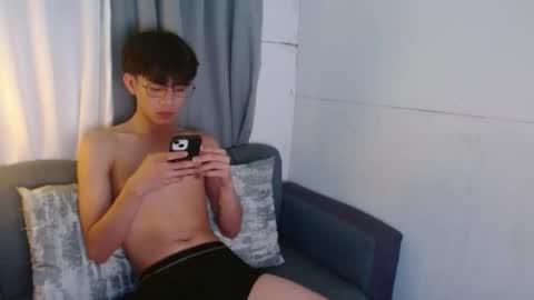 MAU online show from 09.12.25