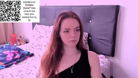 only_sarah1 online show from 12.06.24