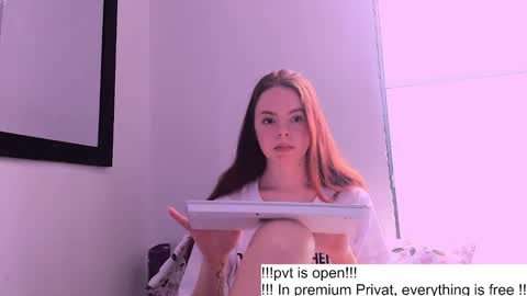 only_sarah1 online show from 10.17.25