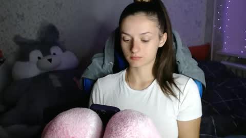 Amalia online show from 10.15.25