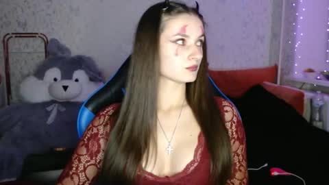 Amalia online show from 10.31.25