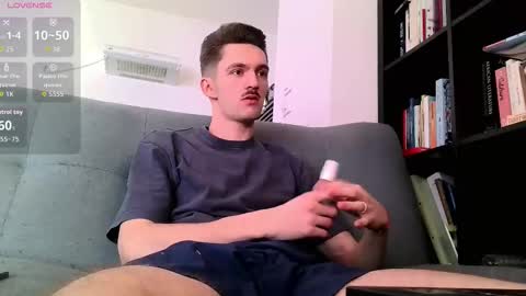 Snapshot of onlydiego chatting on 02.26.26 onlydiego online show from 02.26.26