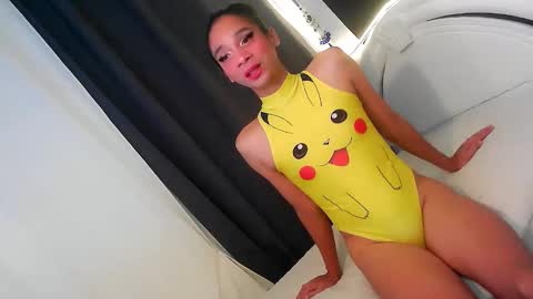 Samantha - DONT FORGET TO FOLLOW AND GIVE ME THUMBS UP online show from 09.29.25