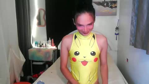 Samantha - DONT FORGET TO FOLLOW AND GIVE ME THUMBS UP online show from 10.29.25