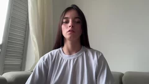 Snapshot of onlysophia chatting on 06.01.26 Sophia online show from 06.01.26