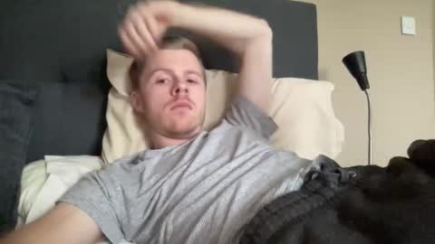 onnmyownface online show from 10.12.25