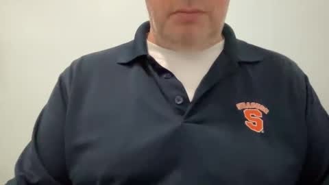 Snapshot of onthedlhere chatting on 01.05.25 onthedlhere online show from 01.05.25