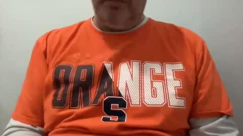 Snapshot of onthedlhere chatting on 01.10.25 onthedlhere online show from 01.10.25