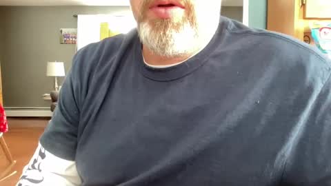 Snapshot of onthedlhere chatting on 02.18.25 onthedlhere online show from 02.18.25