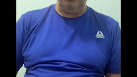 Snapshot of onthedlhere chatting on 09.10.25 onthedlhere online show from 09.10.25