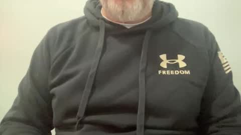 Snapshot of onthedlhere chatting on 11.18.25 onthedlhere online show from 11.18.25