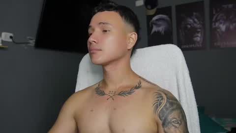 Snapshot of onyx_voss chatting on 05.27.26 onyx_voss online show from 05.27.26