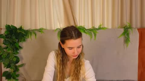 Snapshot of onyxvespera chatting on 05.26.26 onyxvespera online show from 05.26.26