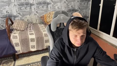 Snapshot of oofcblesssexx chatting on 12.10.24 bless god online show from 12.10.24