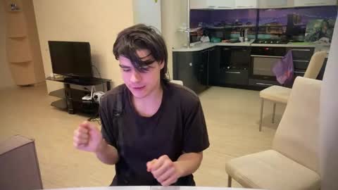 Snapshot of oofcblesssexx chatting on 12.18.24 bless god online show from 12.18.24