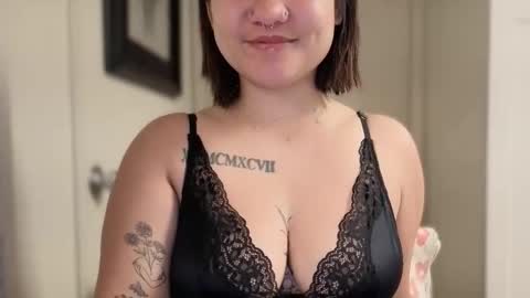 Miss Girly online show from 03.16.26