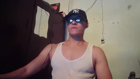 oomaurooo online show from 12.23.25