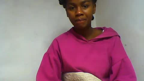 Snapshot of oooorazanasoa chatting on 06.14.26 oooorazanasoa online show from 06.14.26