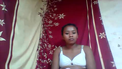 Snapshot of oooozafiette chatting on 05.23.26 oooozafiette online show from 05.23.26