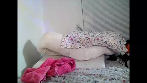 Snapshot of opalockajoe chatting on 01.18.25 TsJojo online show from 01.18.25