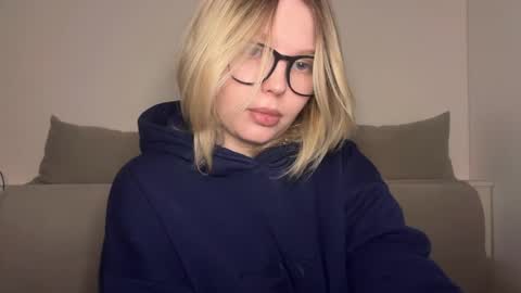 Ophelia online show from 03.23.26