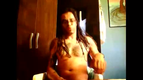 Snapshot of opree_pirocudo chatting on 09.11.25 Opree online show from 09.11.25