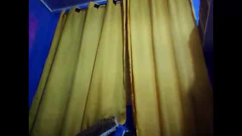 Snapshot of opree_pirocudo chatting on 10.01.25 Opree online show from 10.01.25