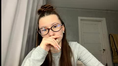 Eva  online show from 03.04.26