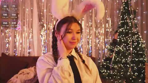 Snapshot of orange_shots chatting on 01.12.26 Di online show from 01.12.26