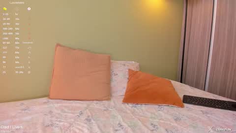 Claire online show from 12.19.25