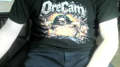 Snapshot of ore_cam chatting on 04.22.26 Ore online show from 04.22.26