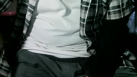 Snapshot of ore_cam chatting on 06.14.26 Ore online show from 06.14.26